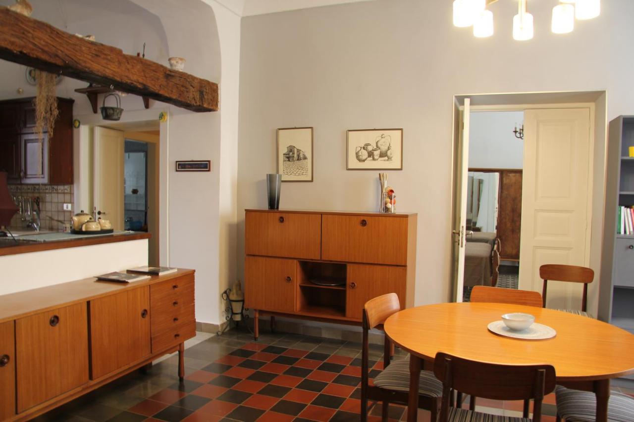 Casa Vacanza Icaros, Ortigia Hictoric Center, 200 Mt From The Beach Сиракуза Екстериор снимка